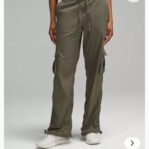 Lululemon Athletica Dance Studio Relaxed-Fit Mid-Rise Cargo Pant XL NWT